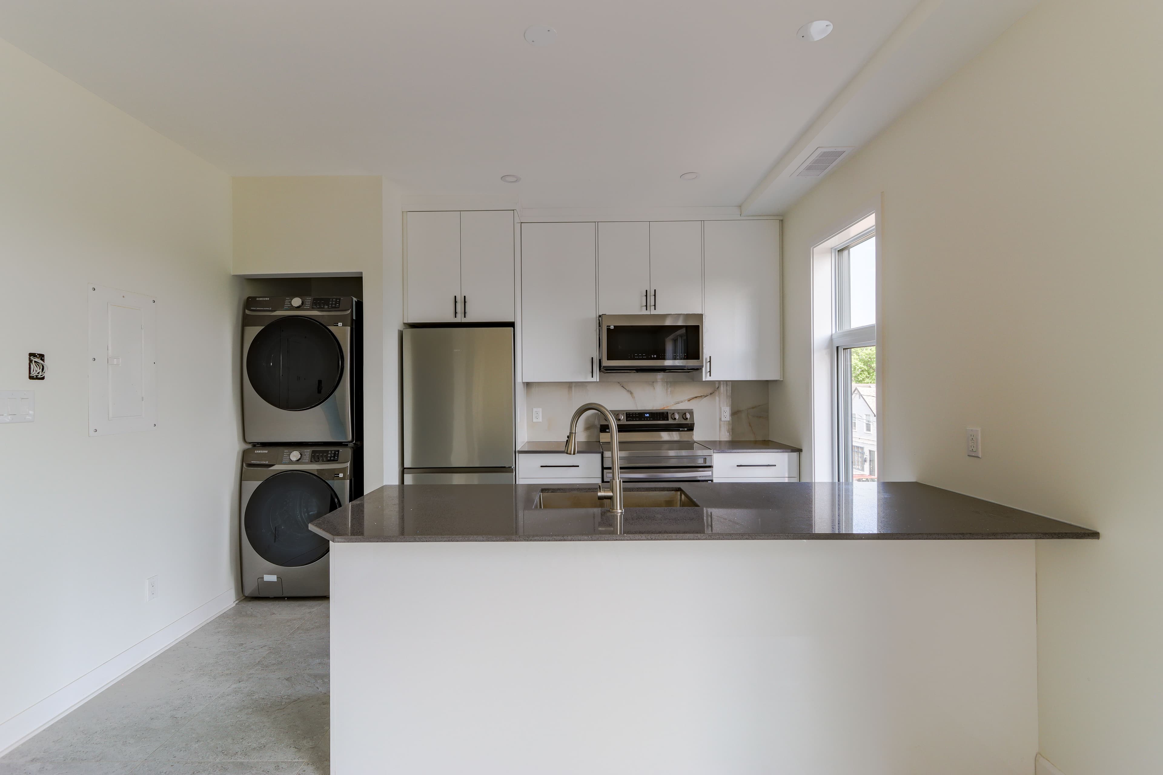 Two bedrooms Unit #6 — photo 1